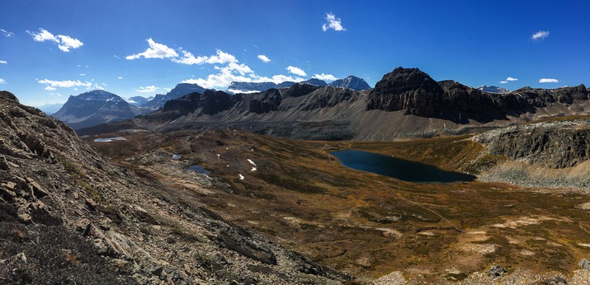 Ascending the ridge after passing Helen Lake