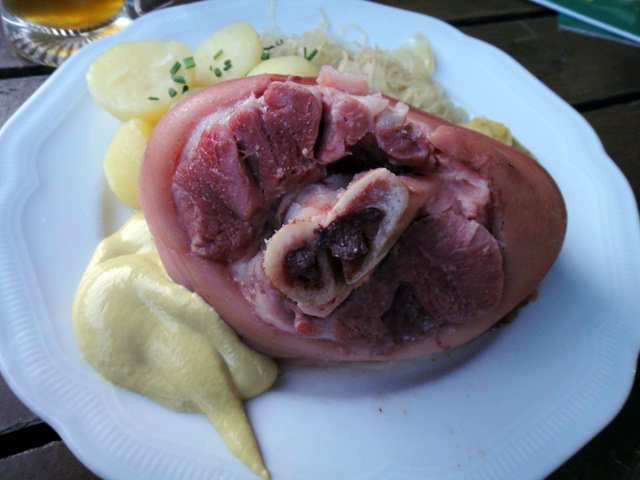 The Brauhaus Hit. Yeah, that’s a pork knuckle.