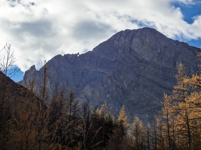 View of Mount Tyrwhitt and the archway from the cirque
