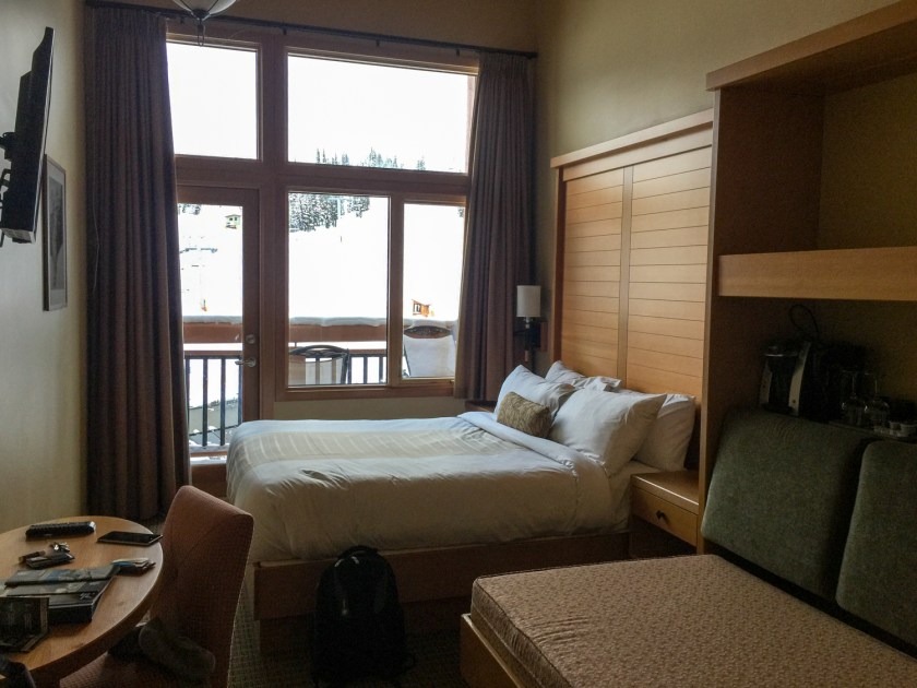 A small but cozy room. What more do you need?