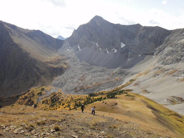 Ascending to Pocaterra Ridge