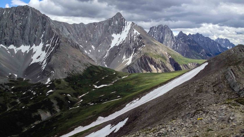A gorgeous view. I'm pretty sure that sharp peak is Mount Potts.