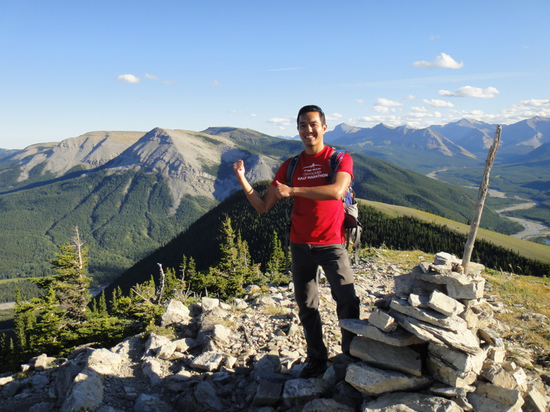 Forget-Me-Not Ridge in the background. I will conquer you!