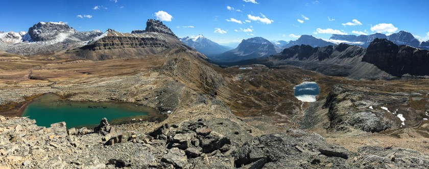 It took a few mis-steps at first, but I finally found the cairns and made it to this part of the ridge en route to Cirque Peak.