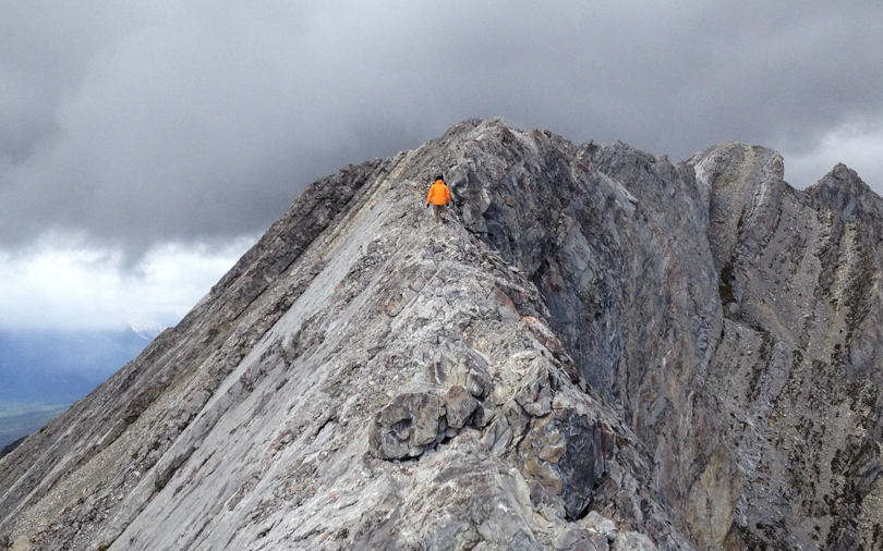 Heading west toward the summit