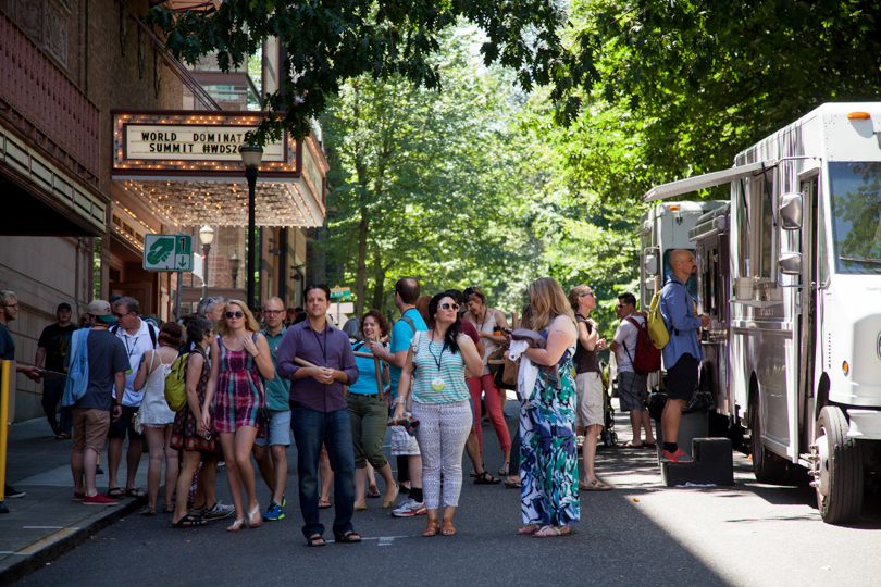 Food trucks outside of the Arlene Schnitzer Concert Hall. Photo: Armosa Studios / Chris Guillebeau