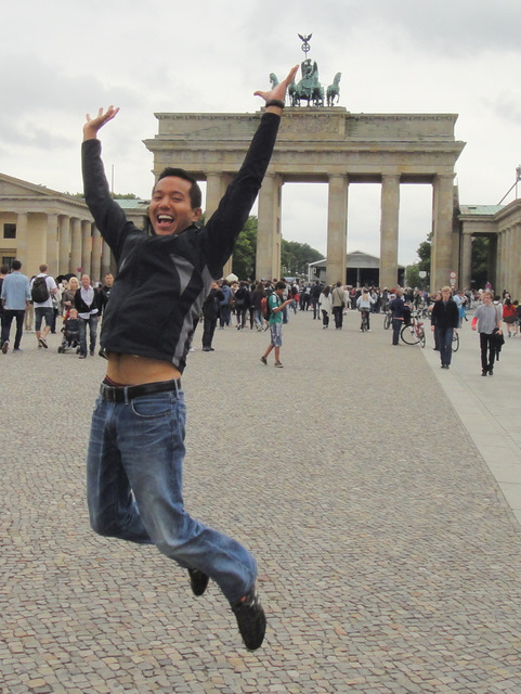 Happy to be at the Brandenburger Tor